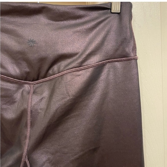 EUC Athleta Elation Shimmer Ultra High Rise 7/8 Tights Antique Burgundy Medium - Picture 5 of 7